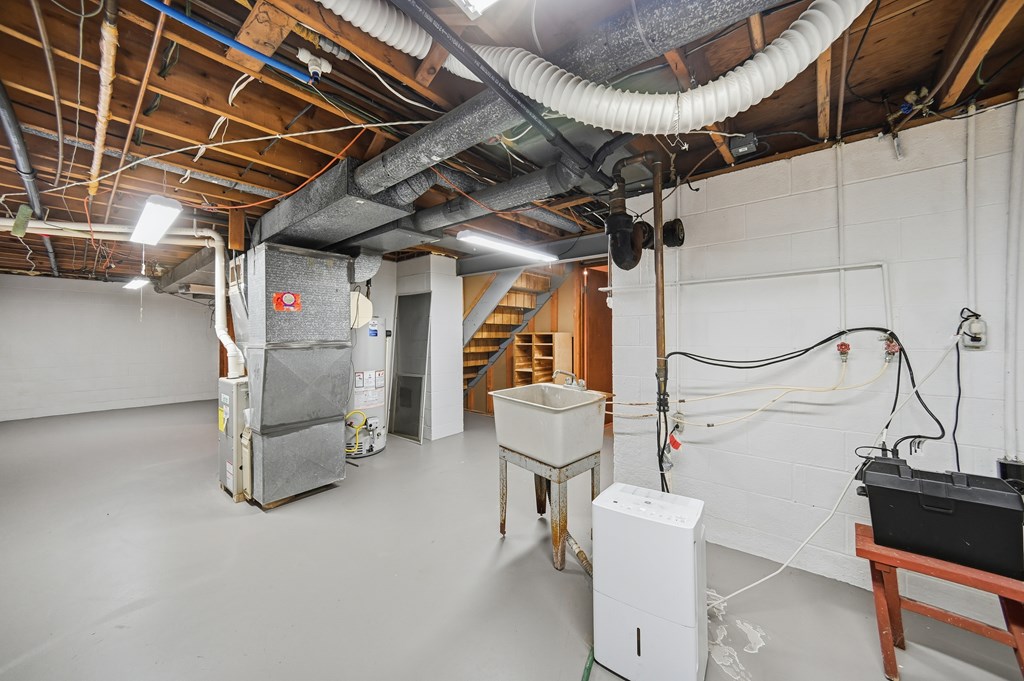 465 Sherwood Drive, Mansfield, Ohio 44904, 3 Bedrooms Bedrooms, ,1 BathroomBathrooms,Residential,For Sale,Sherwood Drive,9069803 465 Sherwood Drive, Mansfield, Ohio 44904, 3 Bedrooms Bedrooms, ,1 BathroomBathrooms,Residential,For Sale,Sherwood Drive,9069803