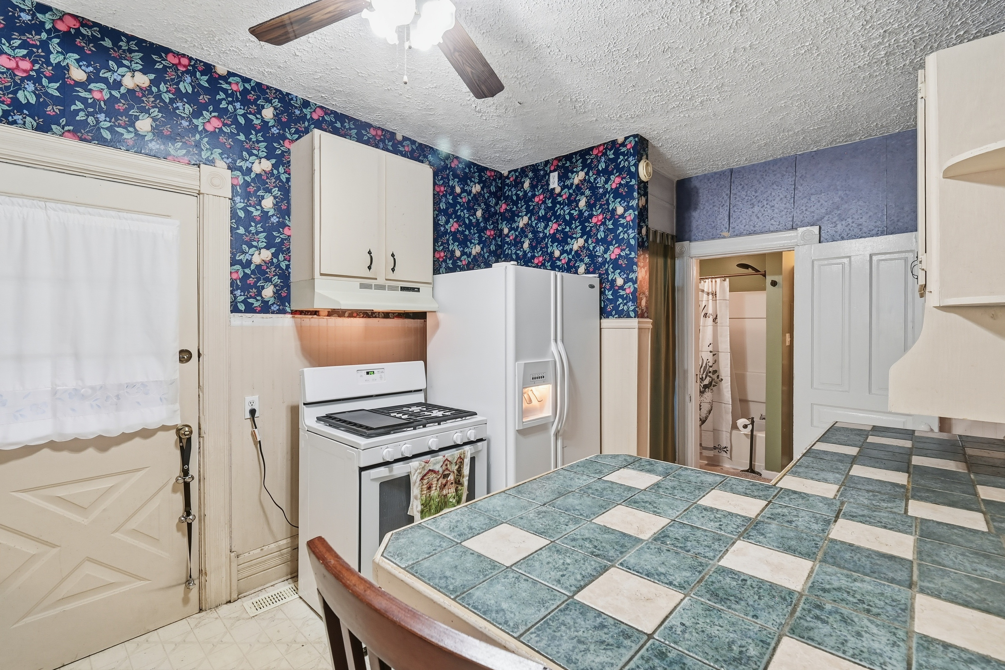 219 West Carrol, Kenton, Ohio 43326, 2 Bedrooms Bedrooms, ,2 BathroomsBathrooms,Residential,For Sale,West Carrol,9069804 219 West Carrol, Kenton, Ohio 43326, 2 Bedrooms Bedrooms, ,2 BathroomsBathrooms,Residential,For Sale,West Carrol,9069804