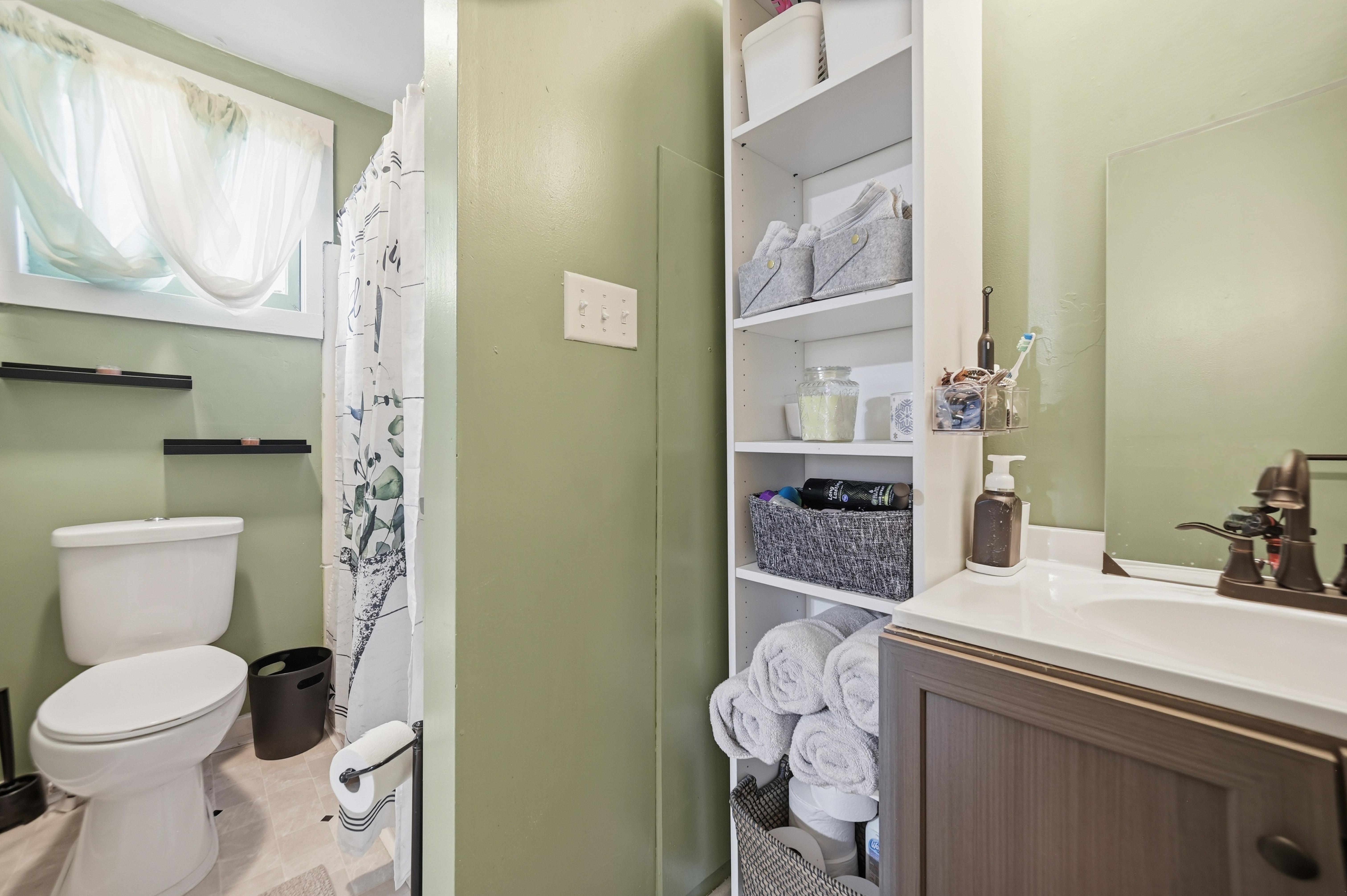 219 West Carrol, Kenton, Ohio 43326, 2 Bedrooms Bedrooms, ,2 BathroomsBathrooms,Residential,For Sale,West Carrol,9069804 219 West Carrol, Kenton, Ohio 43326, 2 Bedrooms Bedrooms, ,2 BathroomsBathrooms,Residential,For Sale,West Carrol,9069804