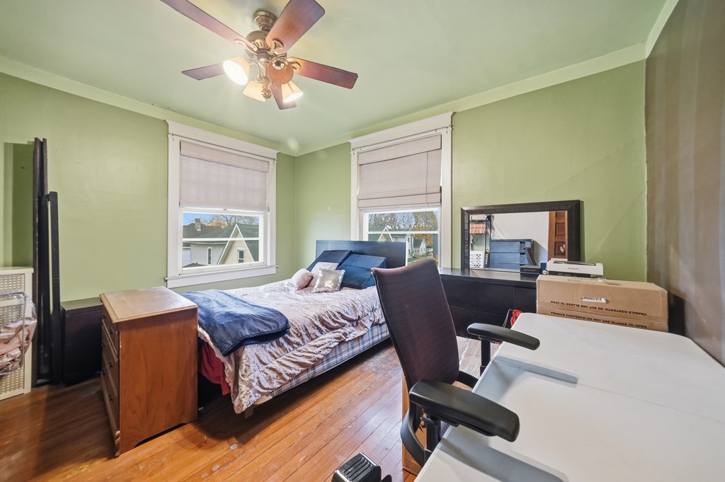 389 S Prospect Street, Marion, Ohio 43302, 4 Bedrooms Bedrooms, ,2 BathroomsBathrooms,Residential,For Sale,Prospect Street,9069869