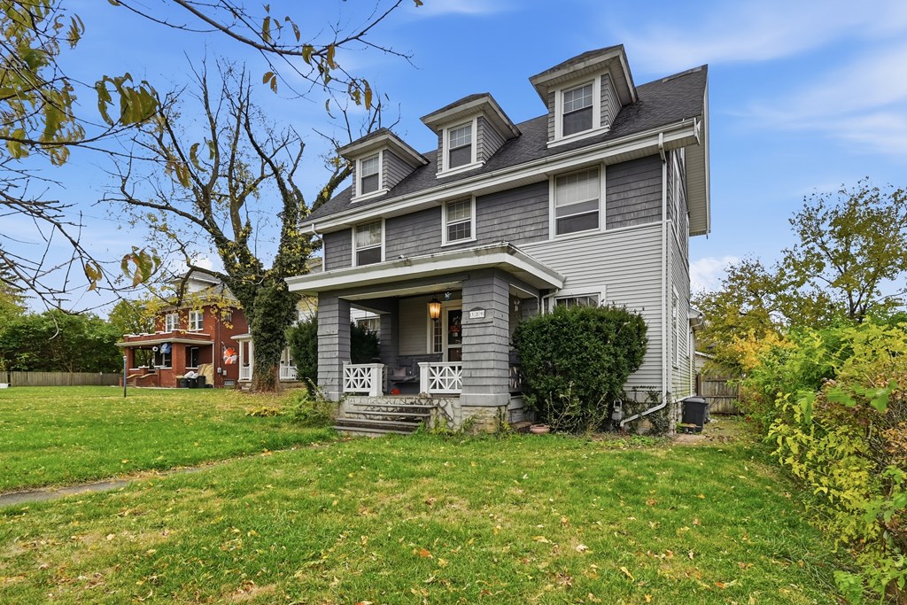 389 S Prospect Street, Marion, Ohio 43302, 4 Bedrooms Bedrooms, ,2 BathroomsBathrooms,Residential,For Sale,Prospect Street,9069869