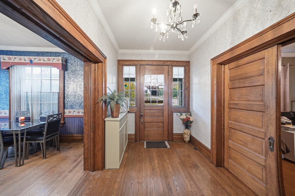 389 S Prospect Street, Marion, Ohio 43302, 4 Bedrooms Bedrooms, ,2 BathroomsBathrooms,Residential,For Sale,Prospect Street,9069869