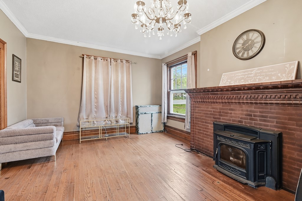 389 S Prospect Street, Marion, Ohio 43302, 4 Bedrooms Bedrooms, ,2 BathroomsBathrooms,Residential,For Sale,Prospect Street,9069869