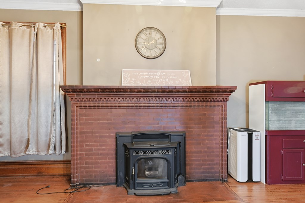 389 S Prospect Street, Marion, Ohio 43302, 4 Bedrooms Bedrooms, ,2 BathroomsBathrooms,Residential,For Sale,Prospect Street,9069869