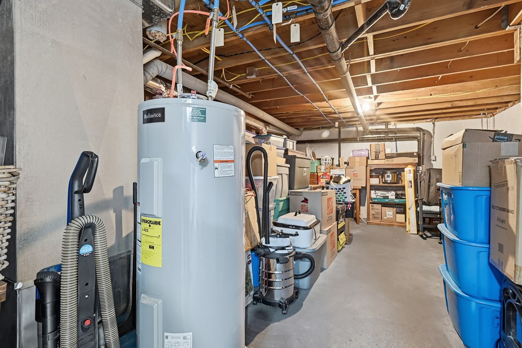 1320 E Southern Avenue, Bucyrus, Ohio 44820, 3 Bedrooms Bedrooms, ,2 BathroomsBathrooms,Residential,For Sale,Southern Avenue,9069878