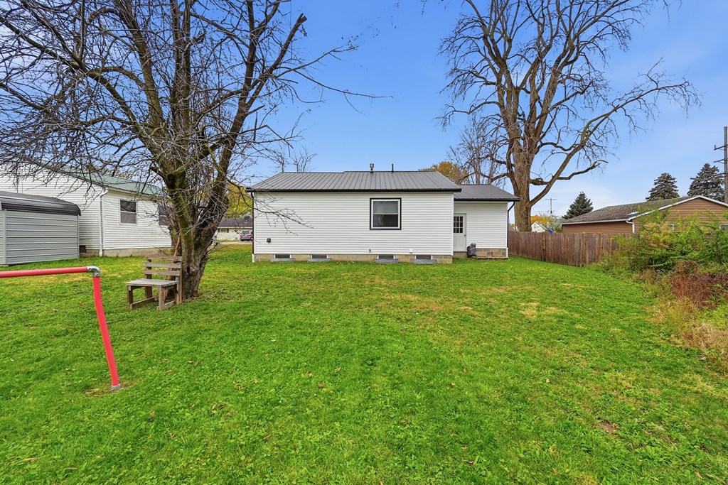 1320 E Southern Avenue, Bucyrus, Ohio 44820, 3 Bedrooms Bedrooms, ,2 BathroomsBathrooms,Residential,For Sale,Southern Avenue,9069878