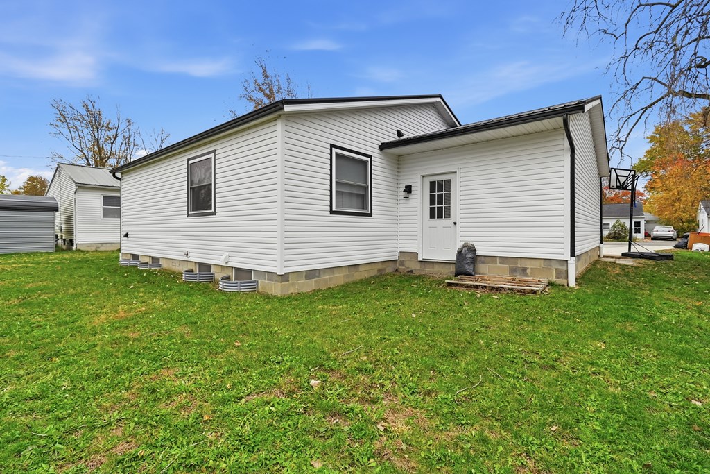 1320 E Southern Avenue, Bucyrus, Ohio 44820, 3 Bedrooms Bedrooms, ,2 BathroomsBathrooms,Residential,For Sale,Southern Avenue,9069878