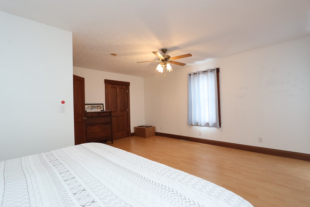 159 E Main Street, Shelby, Ohio 44875, 4 Bedrooms Bedrooms, ,2 BathroomsBathrooms,Residential,For Sale,Main Street,9069879