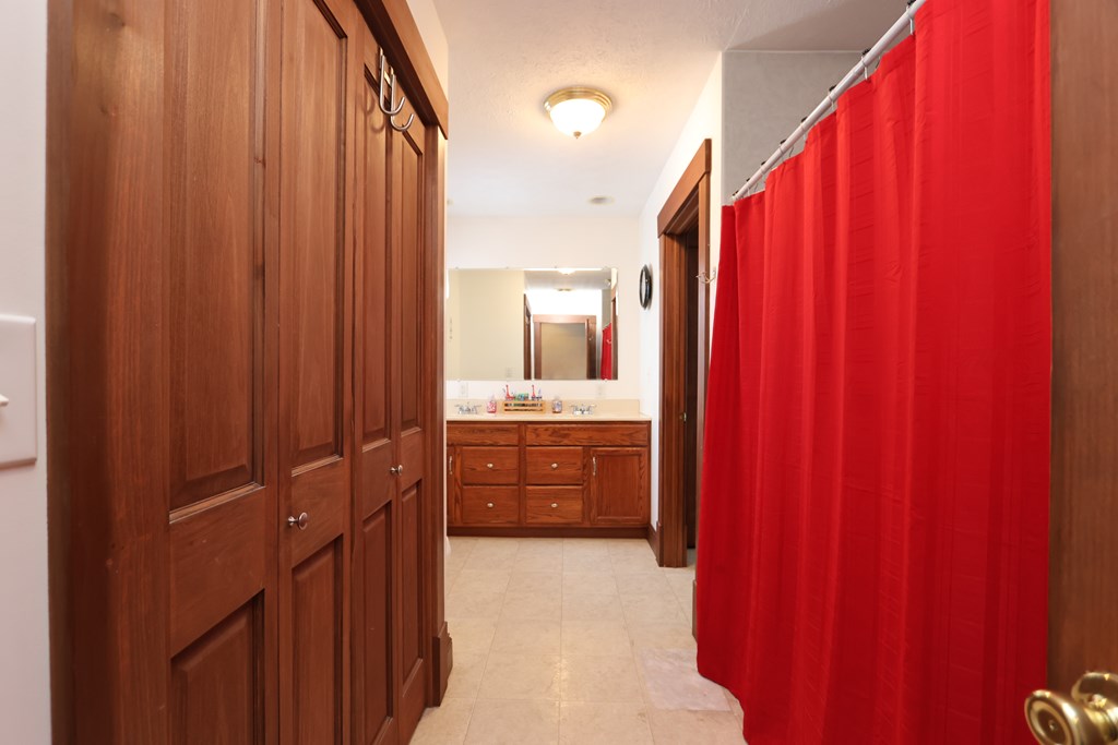 159 E Main Street, Shelby, Ohio 44875, 4 Bedrooms Bedrooms, ,2 BathroomsBathrooms,Residential,For Sale,Main Street,9069879