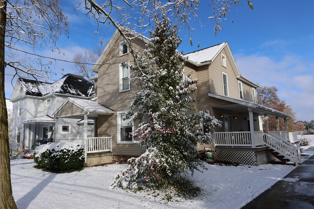 159 E Main Street, Shelby, Ohio 44875, 4 Bedrooms Bedrooms, ,2 BathroomsBathrooms,Residential,For Sale,Main Street,9069879