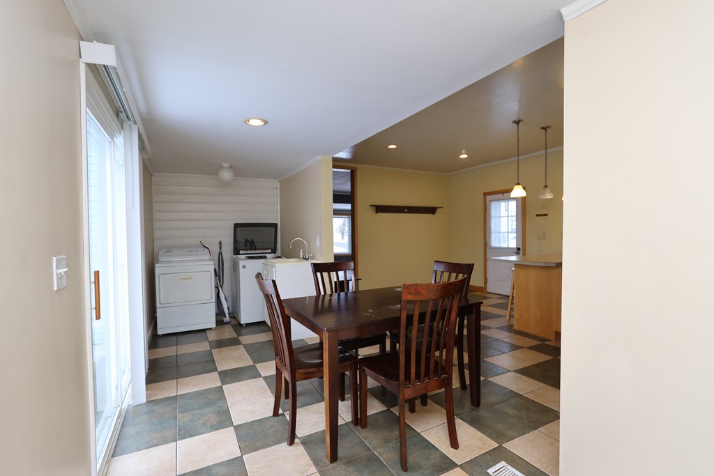 134 S Hill Street, New Washington, Ohio 44854, 3 Bedrooms Bedrooms, ,1 BathroomBathrooms,Residential,For Sale,Hill Street,9069881