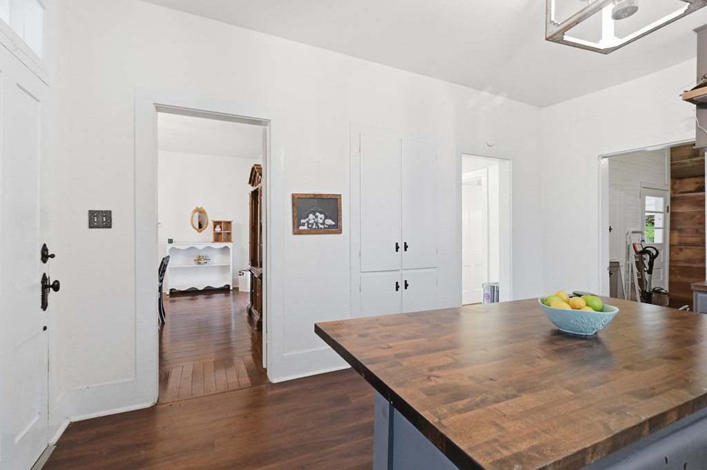 113 E Walnut Street, Cardington, Ohio 43315, 3 Bedrooms Bedrooms, ,3 BathroomsBathrooms,Residential,For Sale,Walnut Street,9069882 113 E Walnut Street, Cardington, Ohio 43315, 3 Bedrooms Bedrooms, ,3 BathroomsBathrooms,Residential,For Sale,Walnut Street,9069882