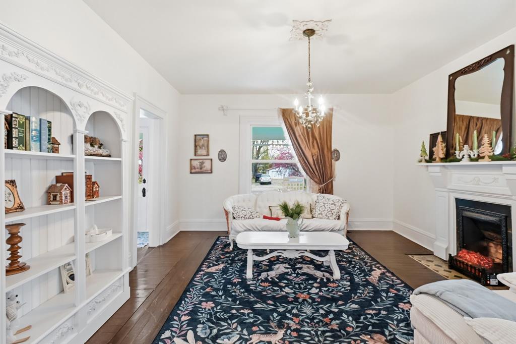 113 E Walnut Street, Cardington, Ohio 43315, 3 Bedrooms Bedrooms, ,3 BathroomsBathrooms,Residential,For Sale,Walnut Street,9069882 113 E Walnut Street, Cardington, Ohio 43315, 3 Bedrooms Bedrooms, ,3 BathroomsBathrooms,Residential,For Sale,Walnut Street,9069882