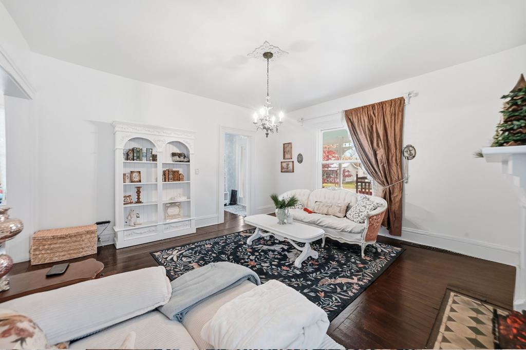 113 E Walnut Street, Cardington, Ohio 43315, 3 Bedrooms Bedrooms, ,3 BathroomsBathrooms,Residential,For Sale,Walnut Street,9069882 113 E Walnut Street, Cardington, Ohio 43315, 3 Bedrooms Bedrooms, ,3 BathroomsBathrooms,Residential,For Sale,Walnut Street,9069882