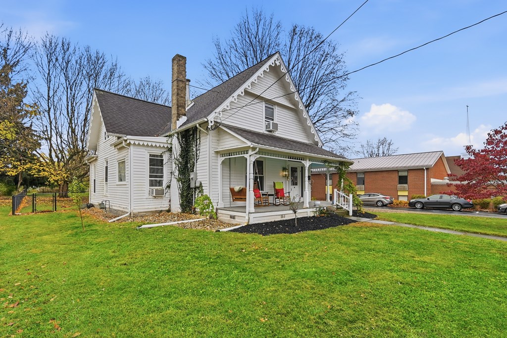 113 E Walnut Street, Cardington, Ohio 43315, 3 Bedrooms Bedrooms, ,3 BathroomsBathrooms,Residential,For Sale,Walnut Street,9069882