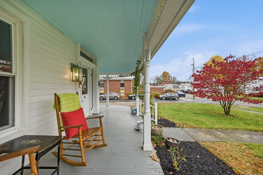 113 E Walnut Street, Cardington, Ohio 43315, 3 Bedrooms Bedrooms, ,3 BathroomsBathrooms,Residential,For Sale,Walnut Street,9069882