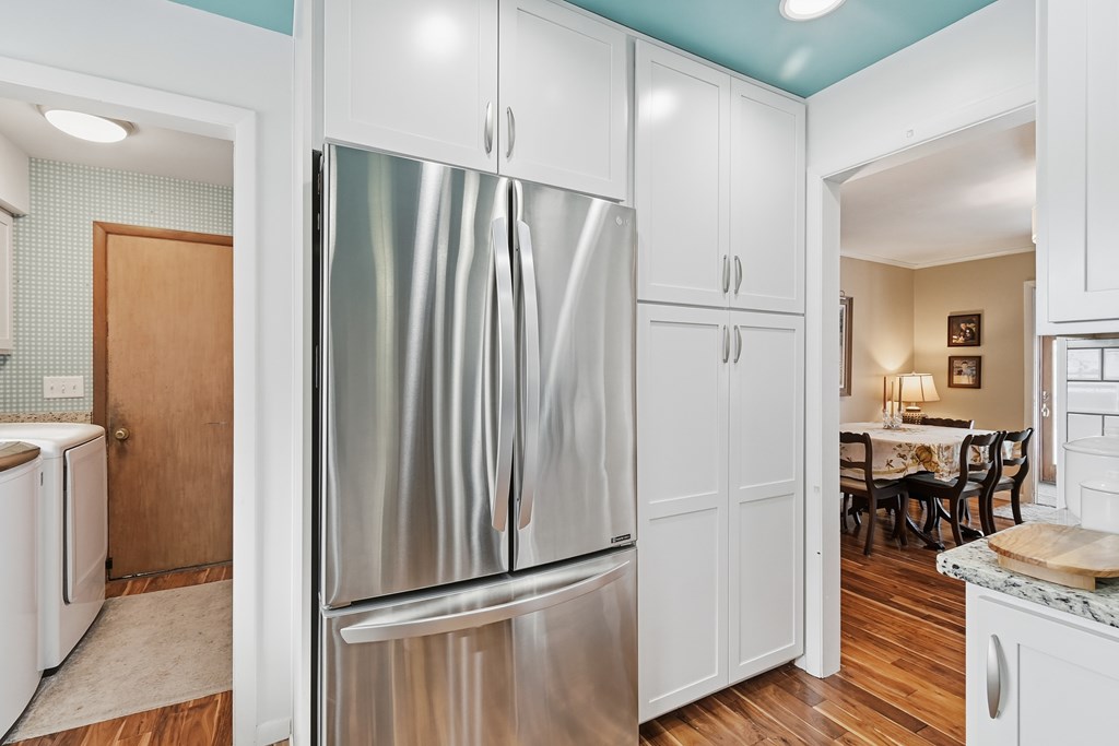 1115 Lavina Avenue, Bucyrus, Ohio 44820, 3 Bedrooms Bedrooms, ,3 BathroomsBathrooms,Residential,For Sale,Lavina Avenue,9069890 1115 Lavina Avenue, Bucyrus, Ohio 44820, 3 Bedrooms Bedrooms, ,3 BathroomsBathrooms,Residential,For Sale,Lavina Avenue,9069890