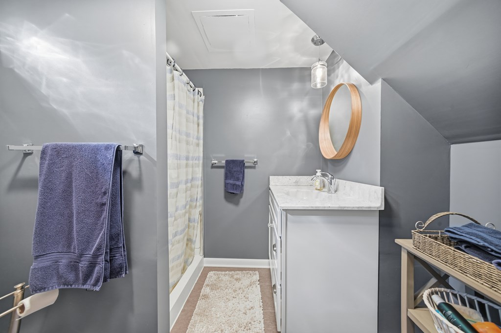 1115 Lavina Avenue, Bucyrus, Ohio 44820, 3 Bedrooms Bedrooms, ,3 BathroomsBathrooms,Residential,For Sale,Lavina Avenue,9069890 1115 Lavina Avenue, Bucyrus, Ohio 44820, 3 Bedrooms Bedrooms, ,3 BathroomsBathrooms,Residential,For Sale,Lavina Avenue,9069890