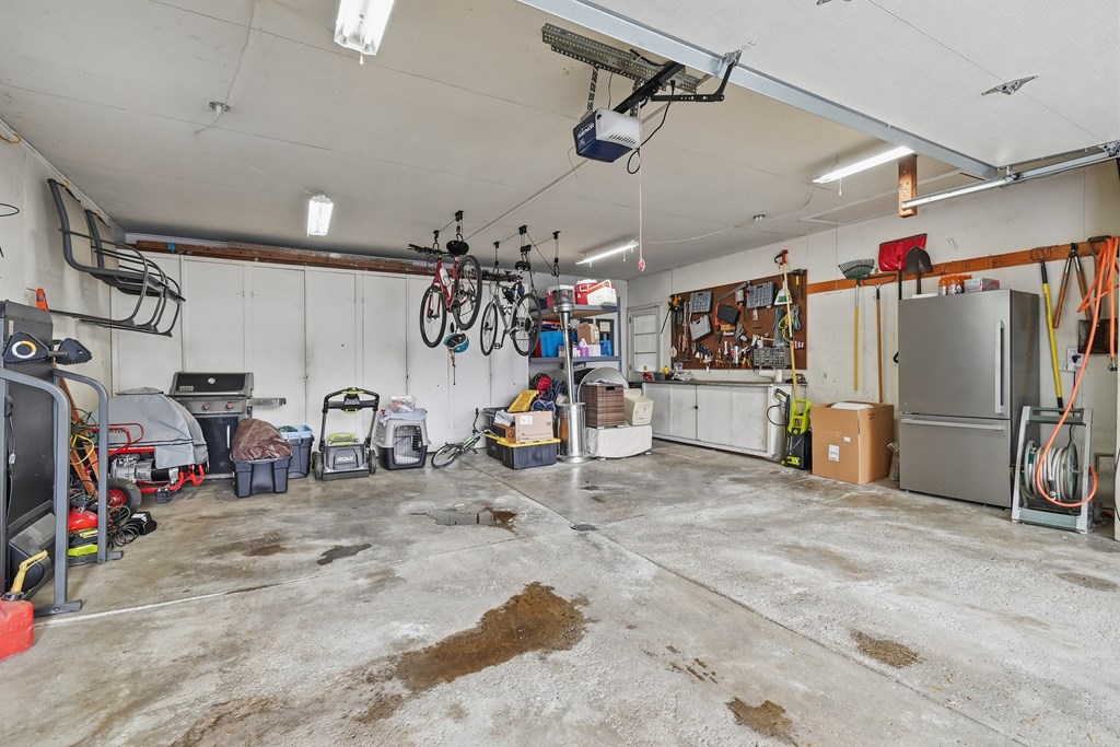 1115 Lavina Avenue, Bucyrus, Ohio 44820, 3 Bedrooms Bedrooms, ,3 BathroomsBathrooms,Residential,For Sale,Lavina Avenue,9069890 1115 Lavina Avenue, Bucyrus, Ohio 44820, 3 Bedrooms Bedrooms, ,3 BathroomsBathrooms,Residential,For Sale,Lavina Avenue,9069890