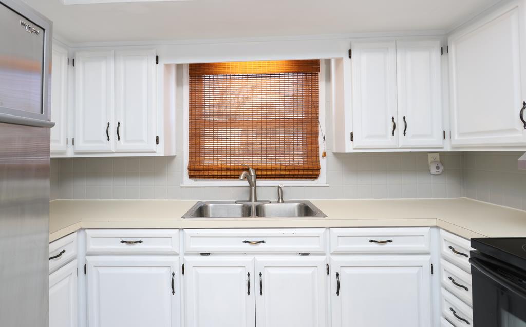 175 Bennet Street, Mansfield, Ohio 44903, 3 Bedrooms Bedrooms, ,1 BathroomBathrooms,Residential,For Sale,Bennet Street,9069891 175 Bennet Street, Mansfield, Ohio 44903, 3 Bedrooms Bedrooms, ,1 BathroomBathrooms,Residential,For Sale,Bennet Street,9069891