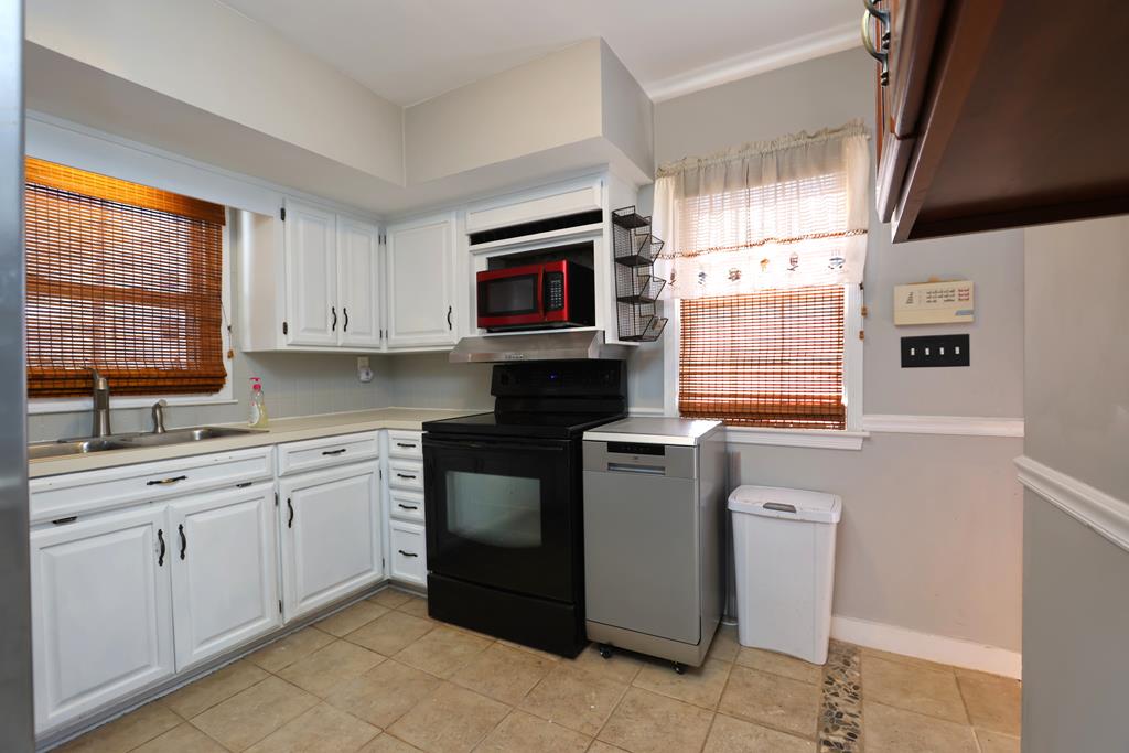 175 Bennet Street, Mansfield, Ohio 44903, 3 Bedrooms Bedrooms, ,1 BathroomBathrooms,Residential,For Sale,Bennet Street,9069891 175 Bennet Street, Mansfield, Ohio 44903, 3 Bedrooms Bedrooms, ,1 BathroomBathrooms,Residential,For Sale,Bennet Street,9069891