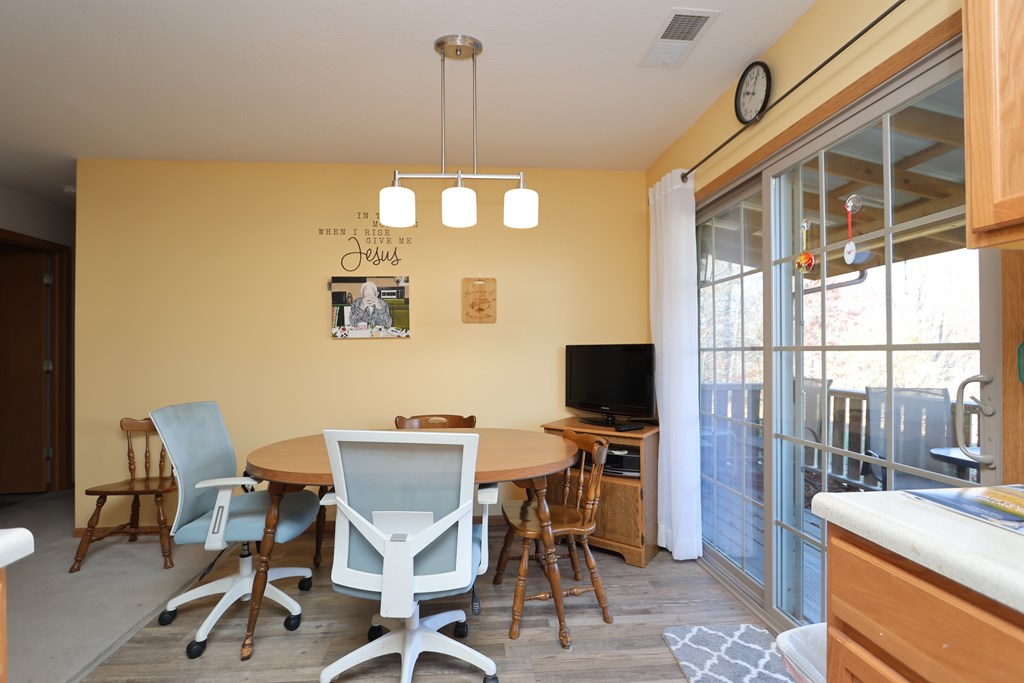 1111 Bogey Drive, Ontario, Ohio 44906, 2 Bedrooms Bedrooms, ,2 BathroomsBathrooms,Residential,For Sale,Bogey Drive,9069911 1111 Bogey Drive, Ontario, Ohio 44906, 2 Bedrooms Bedrooms, ,2 BathroomsBathrooms,Residential,For Sale,Bogey Drive,9069911