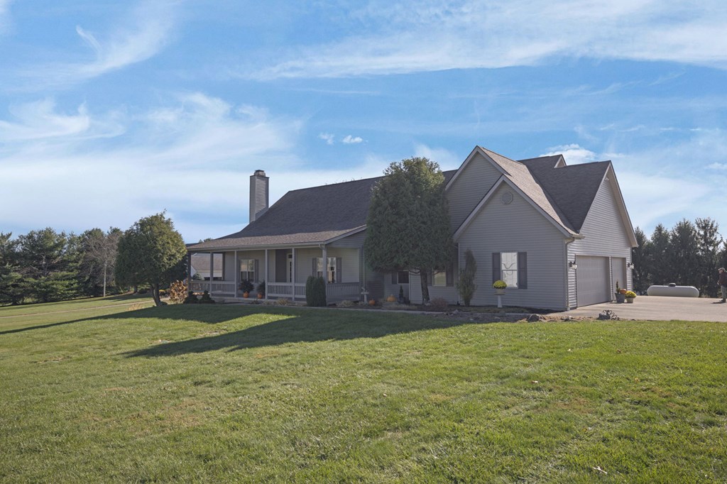 3079 Fox Road, Lexington, Ohio 44904, 3 Bedrooms Bedrooms, ,2 BathroomsBathrooms,Residential,For Sale,Fox Road,9069921 3079 Fox Road, Lexington, Ohio 44904, 3 Bedrooms Bedrooms, ,2 BathroomsBathrooms,Residential,For Sale,Fox Road,9069921