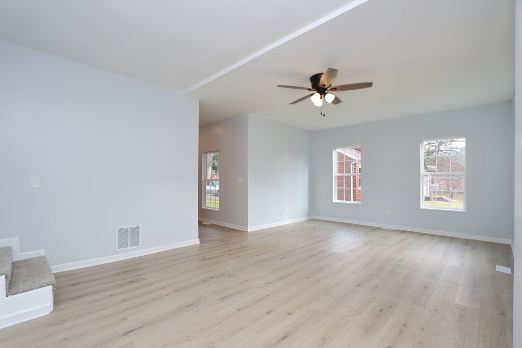 238 Walker Street, Galion, Ohio 44833, 3 Bedrooms Bedrooms, ,2 BathroomsBathrooms,Residential,For Sale,Walker Street,9069923