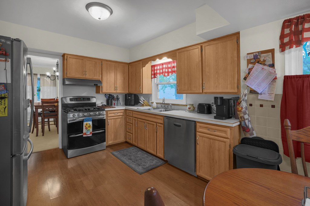 33 Grand Boulevard, Shelby, Ohio 44875, 3 Bedrooms Bedrooms, ,2 BathroomsBathrooms,Residential,For Sale,Grand Boulevard,9069924