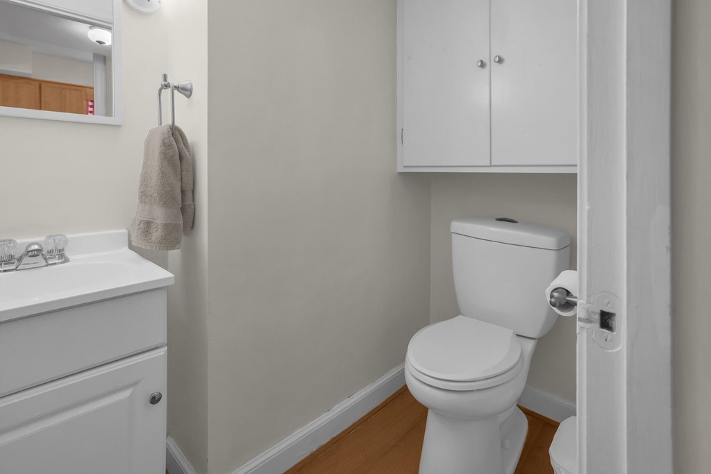 33 Grand Boulevard, Shelby, Ohio 44875, 3 Bedrooms Bedrooms, ,2 BathroomsBathrooms,Residential,For Sale,Grand Boulevard,9069924 33 Grand Boulevard, Shelby, Ohio 44875, 3 Bedrooms Bedrooms, ,2 BathroomsBathrooms,Residential,For Sale,Grand Boulevard,9069924