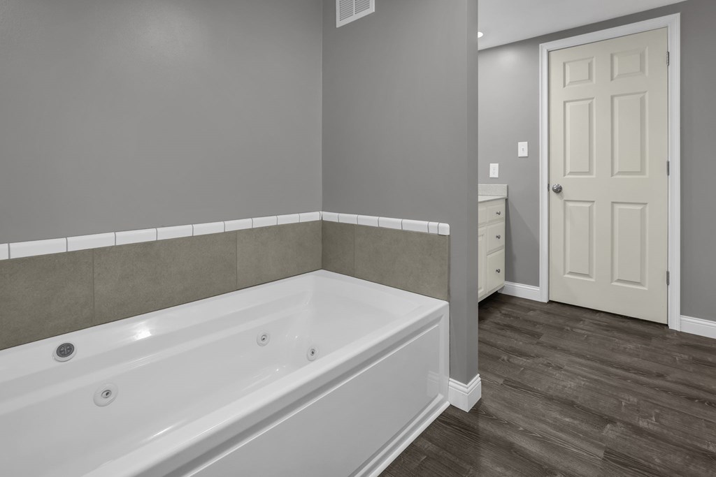 33 Grand Boulevard, Shelby, Ohio 44875, 3 Bedrooms Bedrooms, ,2 BathroomsBathrooms,Residential,For Sale,Grand Boulevard,9069924