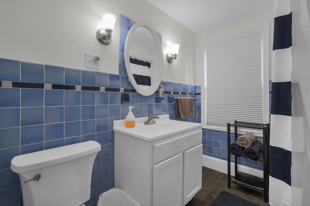 33 Grand Boulevard, Shelby, Ohio 44875, 3 Bedrooms Bedrooms, ,2 BathroomsBathrooms,Residential,For Sale,Grand Boulevard,9069924 33 Grand Boulevard, Shelby, Ohio 44875, 3 Bedrooms Bedrooms, ,2 BathroomsBathrooms,Residential,For Sale,Grand Boulevard,9069924