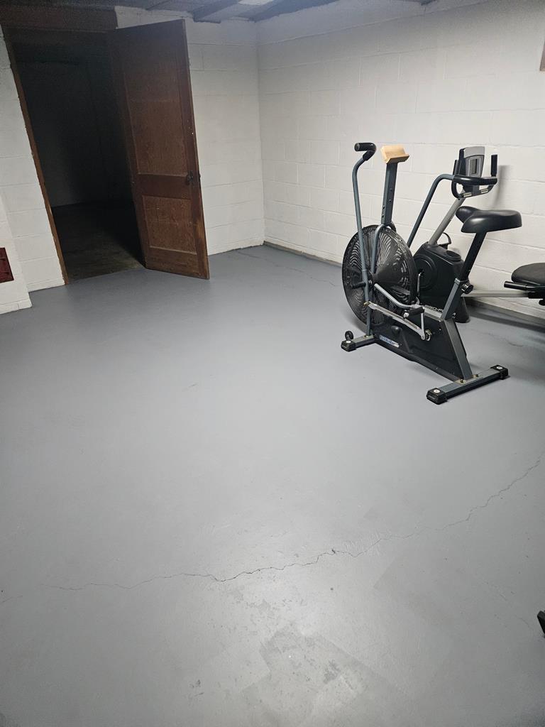 33 Grand Boulevard, Shelby, Ohio 44875, 3 Bedrooms Bedrooms, ,2 BathroomsBathrooms,Residential,For Sale,Grand Boulevard,9069924