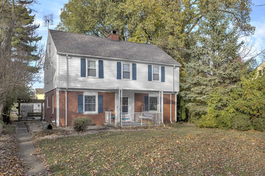 33 Grand Boulevard, Shelby, Ohio 44875, 3 Bedrooms Bedrooms, ,2 BathroomsBathrooms,Residential,For Sale,Grand Boulevard,9069924 33 Grand Boulevard, Shelby, Ohio 44875, 3 Bedrooms Bedrooms, ,2 BathroomsBathrooms,Residential,For Sale,Grand Boulevard,9069924