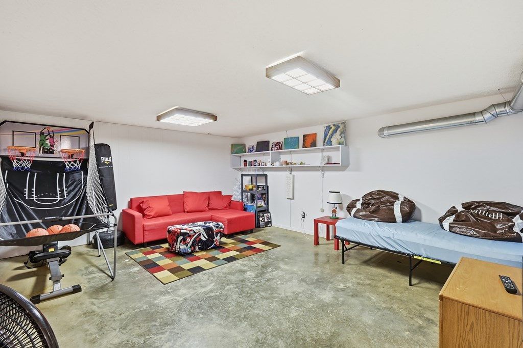 2364 Satinwood Drive, Mansfield, Ohio 44903, 3 Bedrooms Bedrooms, ,2 BathroomsBathrooms,Residential,For Sale,Satinwood Drive,9069927