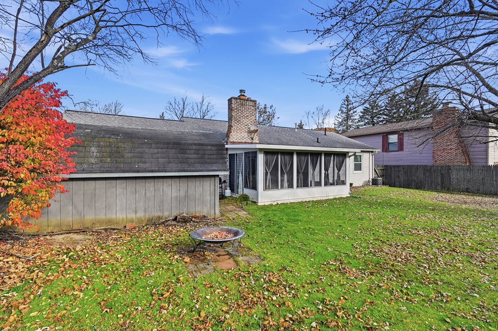 2364 Satinwood Drive, Mansfield, Ohio 44903, 3 Bedrooms Bedrooms, ,2 BathroomsBathrooms,Residential,For Sale,Satinwood Drive,9069927