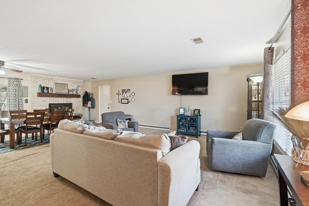 2364 Satinwood Drive, Mansfield, Ohio 44903, 3 Bedrooms Bedrooms, ,2 BathroomsBathrooms,Residential,For Sale,Satinwood Drive,9069927