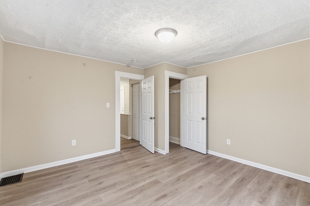 466 W 45th Street, Shadyside, Ohio 43947, 4 Bedrooms Bedrooms, ,2 BathroomsBathrooms,Residential,For Sale,45th Street,9069928