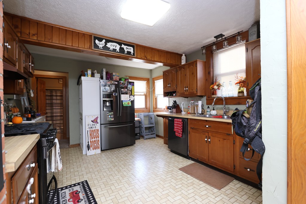 189 Westwood Avenue, Mansfield, Ohio 44906, 3 Bedrooms Bedrooms, ,2 BathroomsBathrooms,Residential,For Sale,Westwood Avenue,9069947