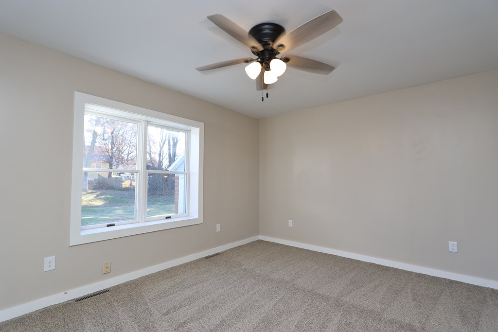 204 W Arnold Street, Crestline, Ohio 44827, 3 Bedrooms Bedrooms, ,1 BathroomBathrooms,Residential,For Sale,Arnold Street,9069948