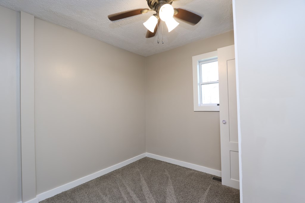 204 W Arnold Street, Crestline, Ohio 44827, 3 Bedrooms Bedrooms, ,1 BathroomBathrooms,Residential,For Sale,Arnold Street,9069948