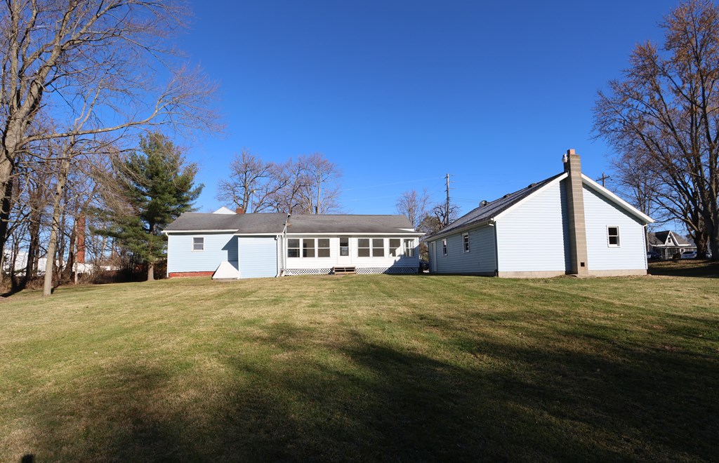 204 W Arnold Street, Crestline, Ohio 44827, 3 Bedrooms Bedrooms, ,1 BathroomBathrooms,Residential,For Sale,Arnold Street,9069948