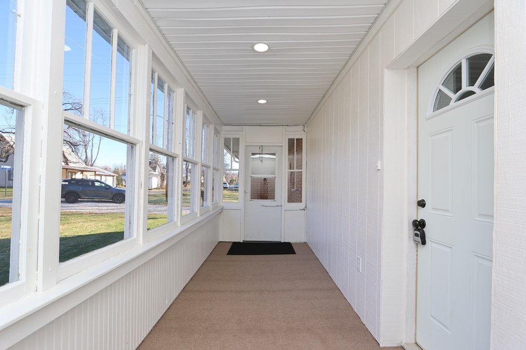 204 W Arnold Street, Crestline, Ohio 44827, 3 Bedrooms Bedrooms, ,1 BathroomBathrooms,Residential,For Sale,Arnold Street,9069948