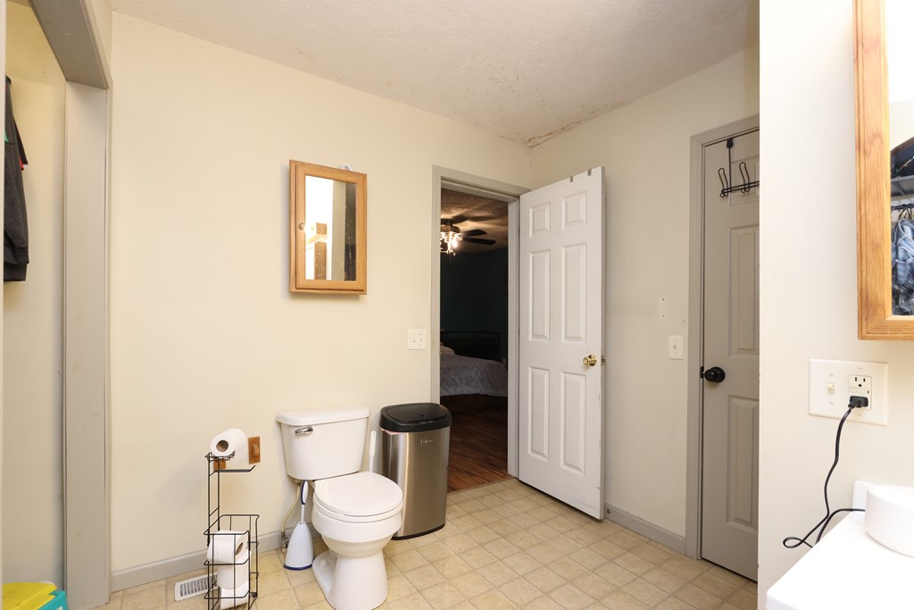 133 E Main Street, Shelby, Ohio 44875, 4 Bedrooms Bedrooms, ,2 BathroomsBathrooms,Residential,For Sale,Main Street,9069959