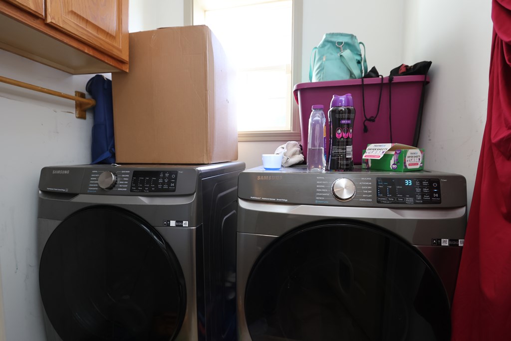 133 E Main Street, Shelby, Ohio 44875, 4 Bedrooms Bedrooms, ,2 BathroomsBathrooms,Residential,For Sale,Main Street,9069959