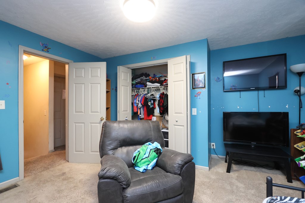 133 E Main Street, Shelby, Ohio 44875, 4 Bedrooms Bedrooms, ,2 BathroomsBathrooms,Residential,For Sale,Main Street,9069959