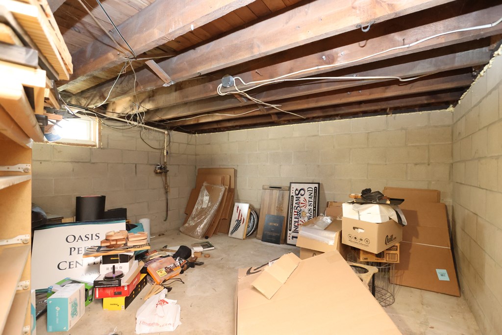 133 E Main Street, Shelby, Ohio 44875, 4 Bedrooms Bedrooms, ,2 BathroomsBathrooms,Residential,For Sale,Main Street,9069959