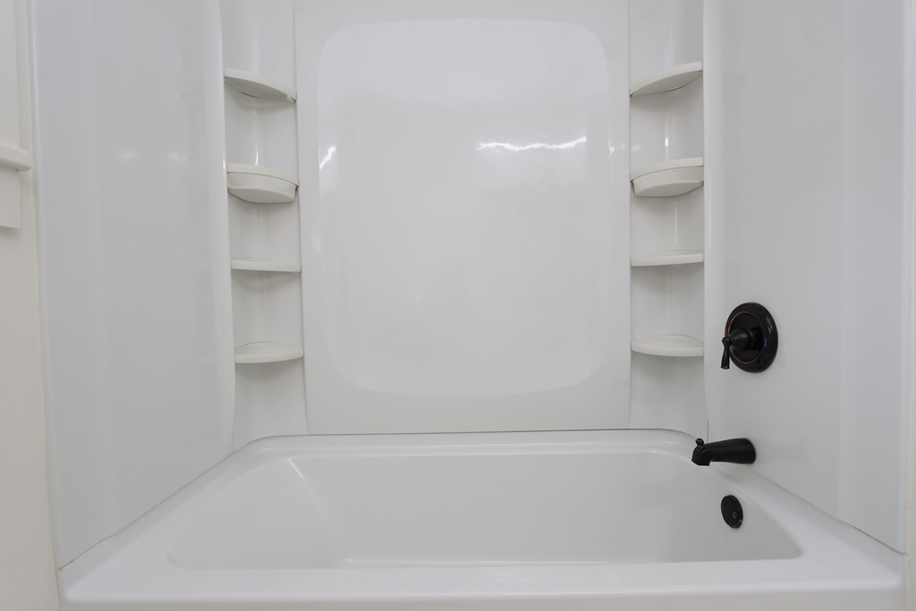 272 W 5th Street, Mansfield, Ohio 44903, 3 Bedrooms Bedrooms, ,1 BathroomBathrooms,Residential,For Sale,5th Street,9069968