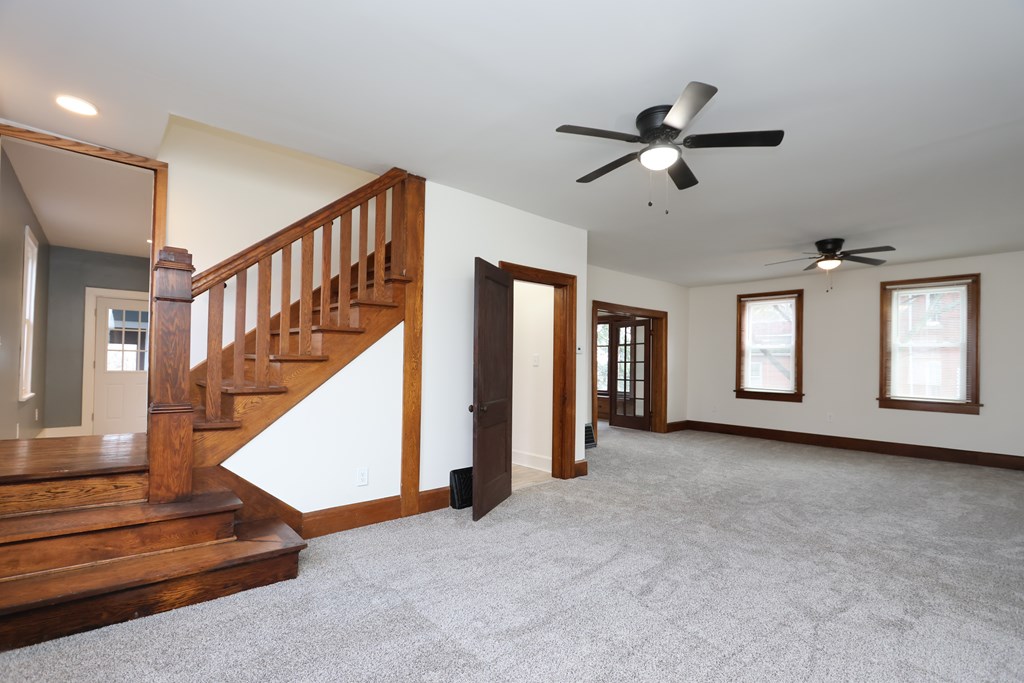 272 W 5th Street, Mansfield, Ohio 44903, 3 Bedrooms Bedrooms, ,1 BathroomBathrooms,Residential,For Sale,5th Street,9069968