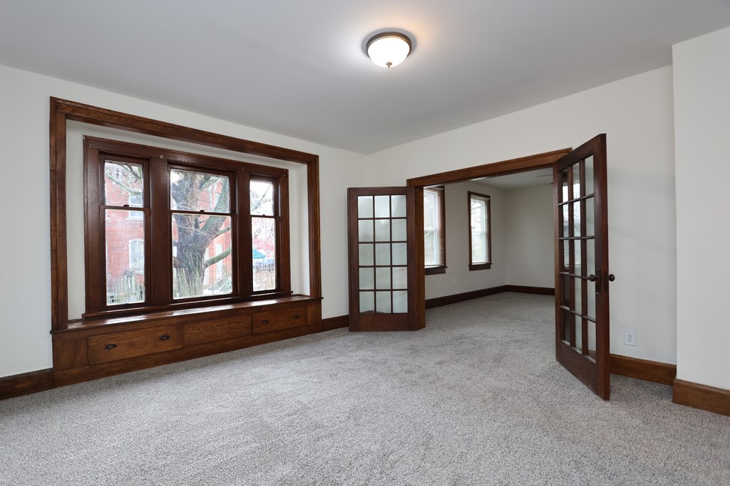 272 W 5th Street, Mansfield, Ohio 44903, 3 Bedrooms Bedrooms, ,1 BathroomBathrooms,Residential,For Sale,5th Street,9069968